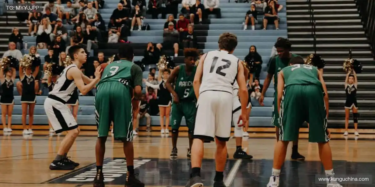 💬边看边聊,弹幕狂欢点燃观赛热情!🎉